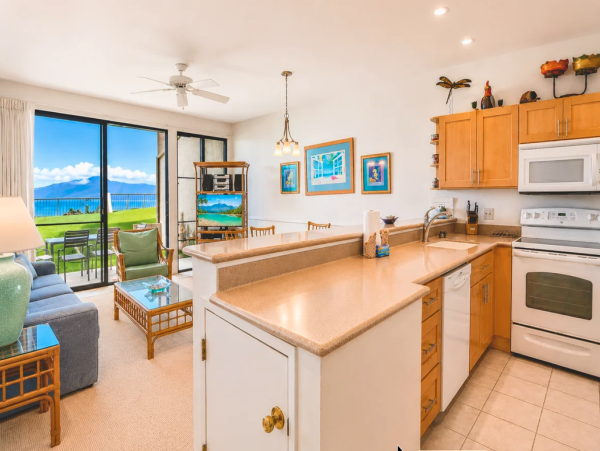 Luxury Maui Retreat in Kahana - Perfect for Large Groups